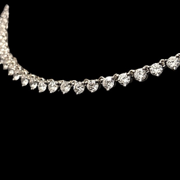 Classic & Timeless Cubic Zirconia Tennis Neckless - Picture 3 of 15